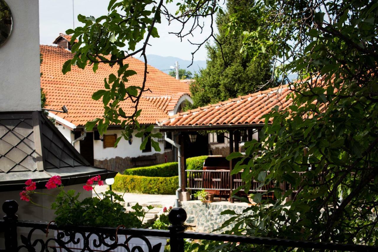 Todoroff Wine Residence Brestovica  ภายนอก รูปภาพ